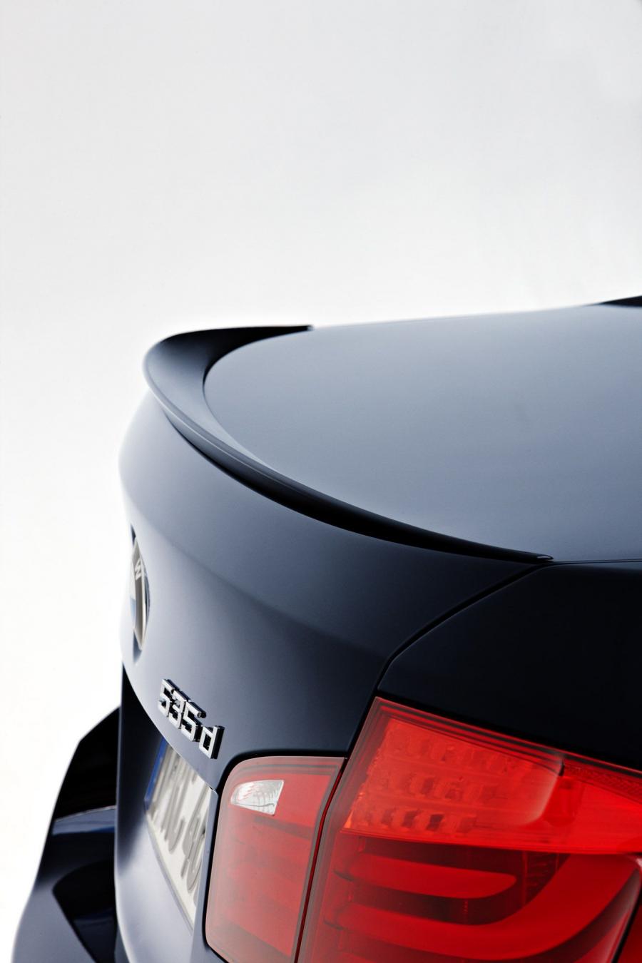  BMW 5-Series Sport Package 2011 года  (фото 3 из 5)